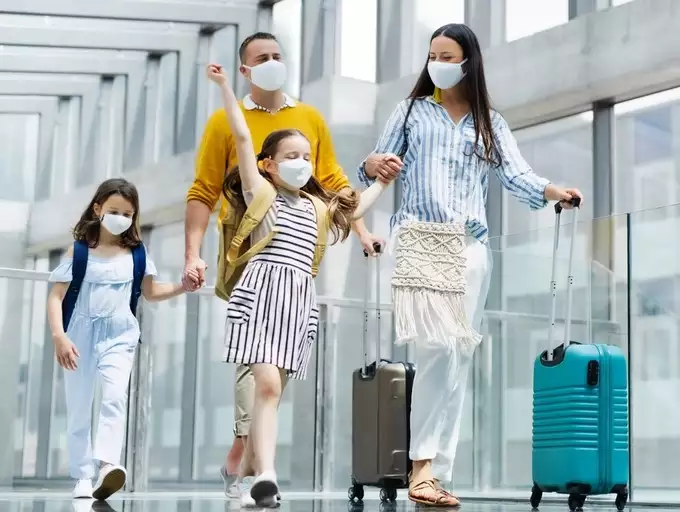 How to Travel Safely During a Pandemic: Tips for Navigating the New Normal